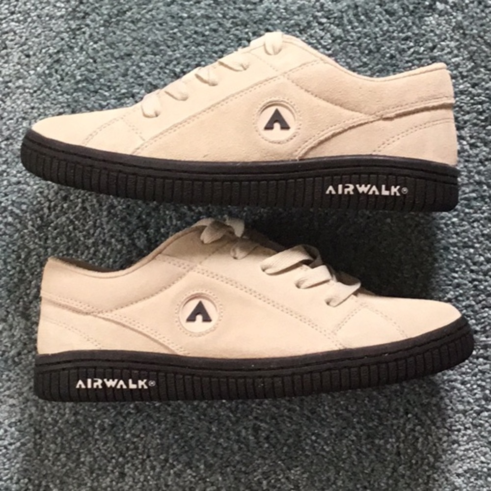 Shoes - Picture 3 of 5